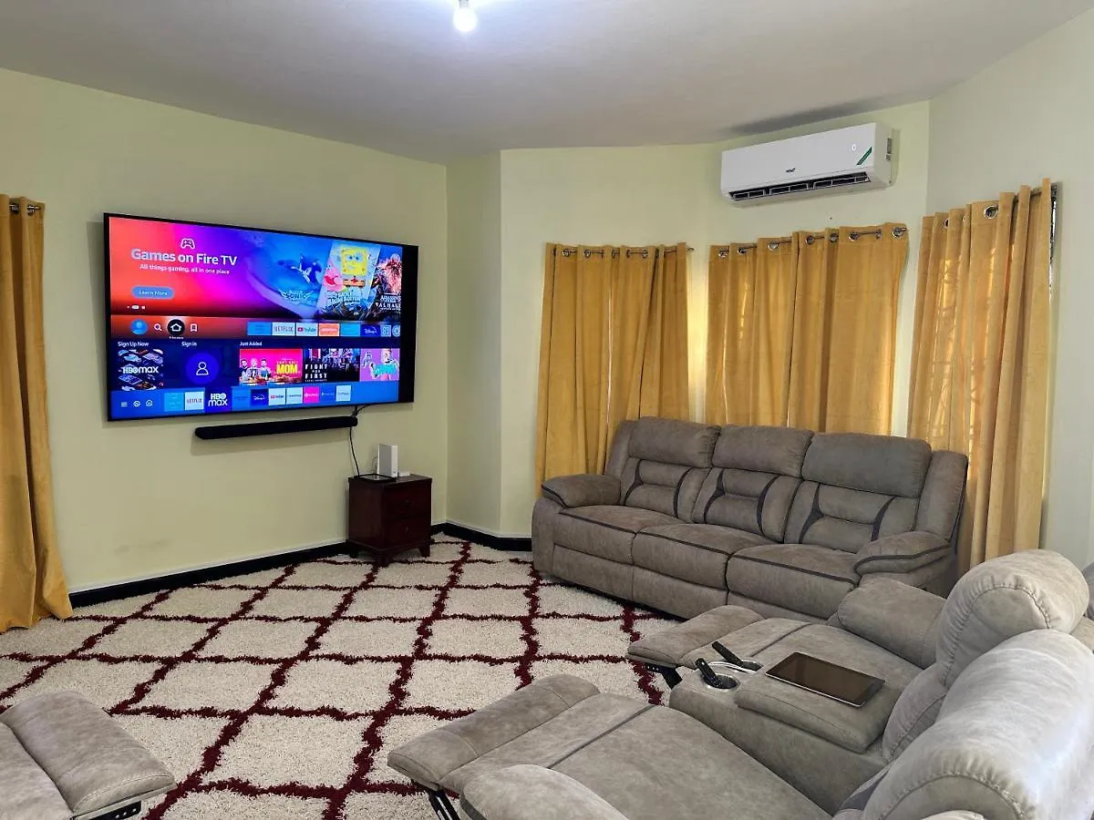 A Luxurious 4-Bedroom Private Villa With Games Room, Theatre & Modern Art Montego Bay