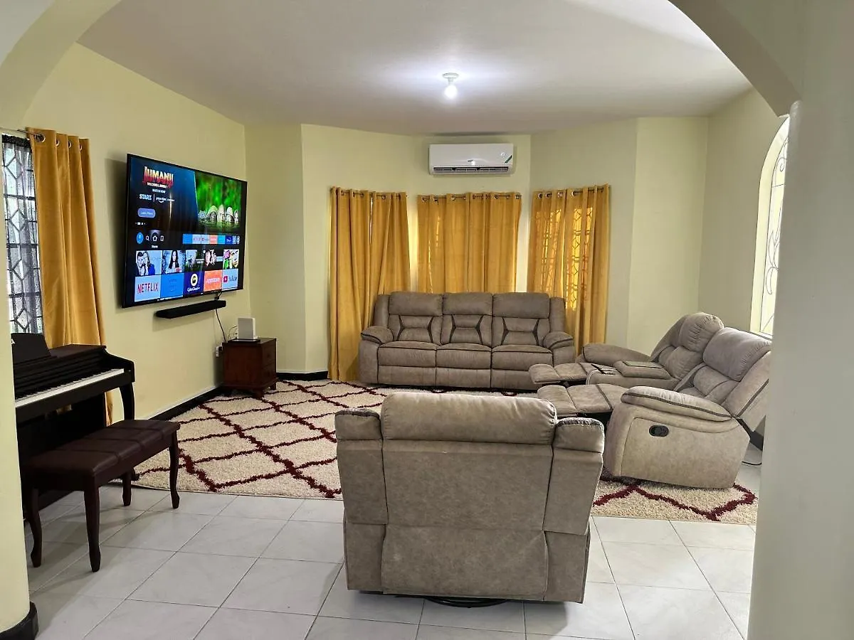 A Luxurious 4-Bedroom Private Villa With Games Room, Theatre & Modern Art Montego Bay